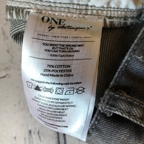 One Teaspoon destroyed Awesome Baggies - Picture 7 of 14